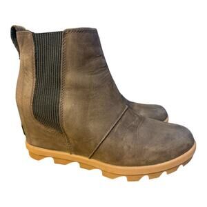 Sorel Joan of Arctic Enclosed Wedge Chelsea Boot Waterproof Brown Women size 8.5